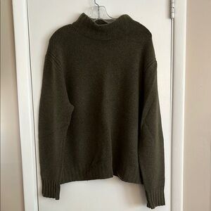 Olive Green J. Crew Women's Sweater, size XXL
